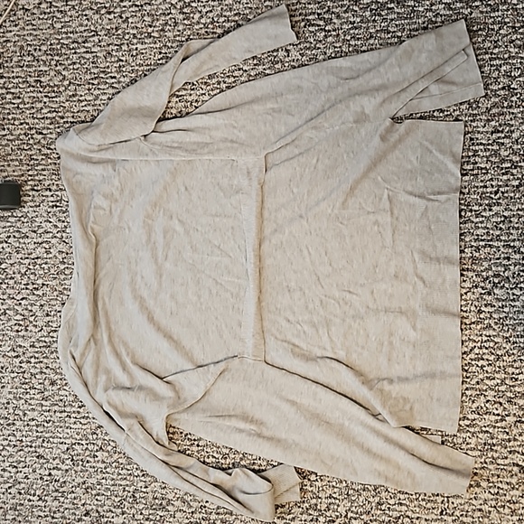 Large Grey Cardigan - Picture 3 of 3